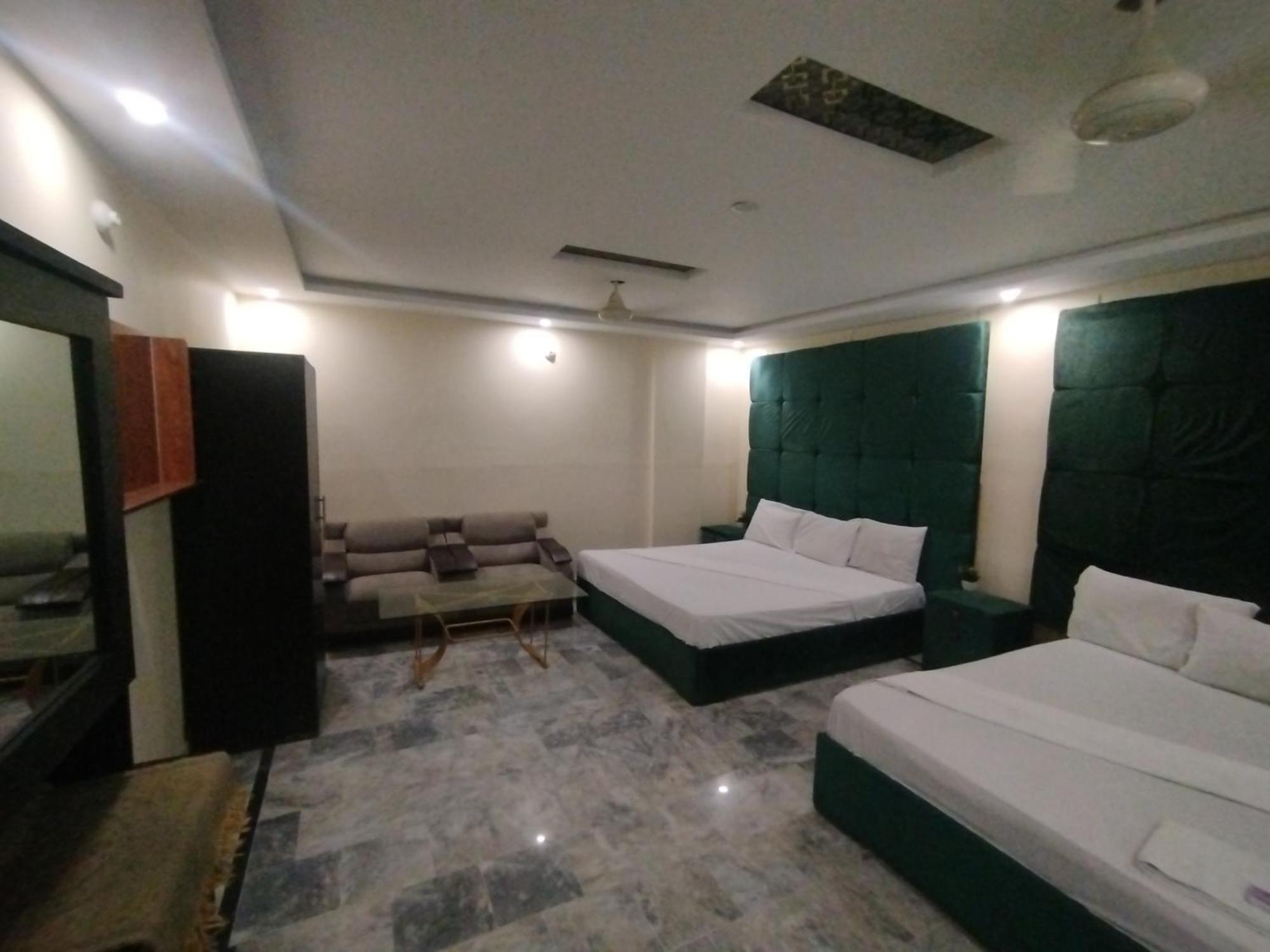 Hotel Crown Plaza, Near Karachi Airport, Darul Sehat Hospital, Dow, Agha Khan And Liaqat Hospital Zewnętrze zdjęcie