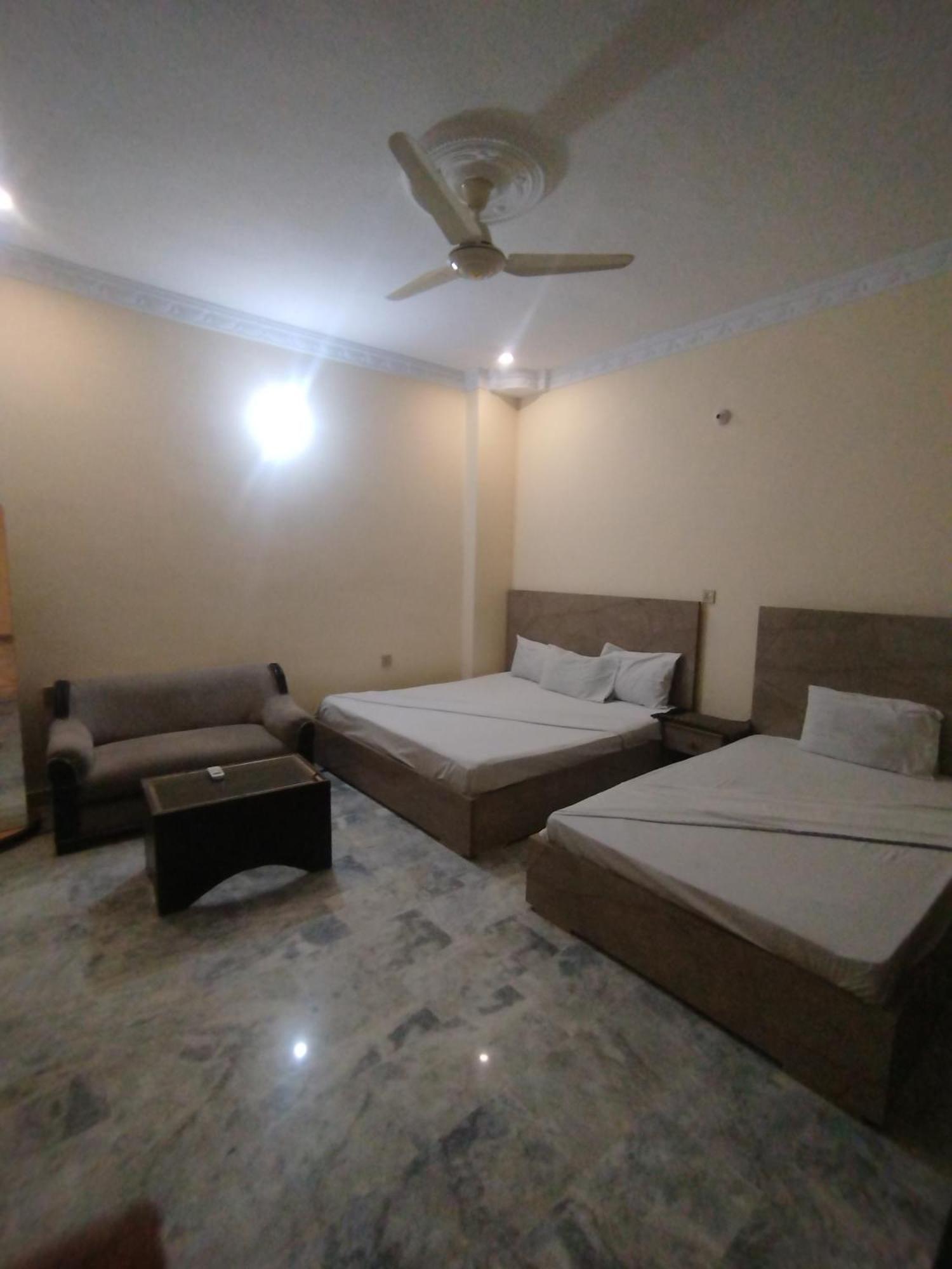 Hotel Crown Plaza, Near Karachi Airport, Darul Sehat Hospital, Dow, Agha Khan And Liaqat Hospital Zewnętrze zdjęcie